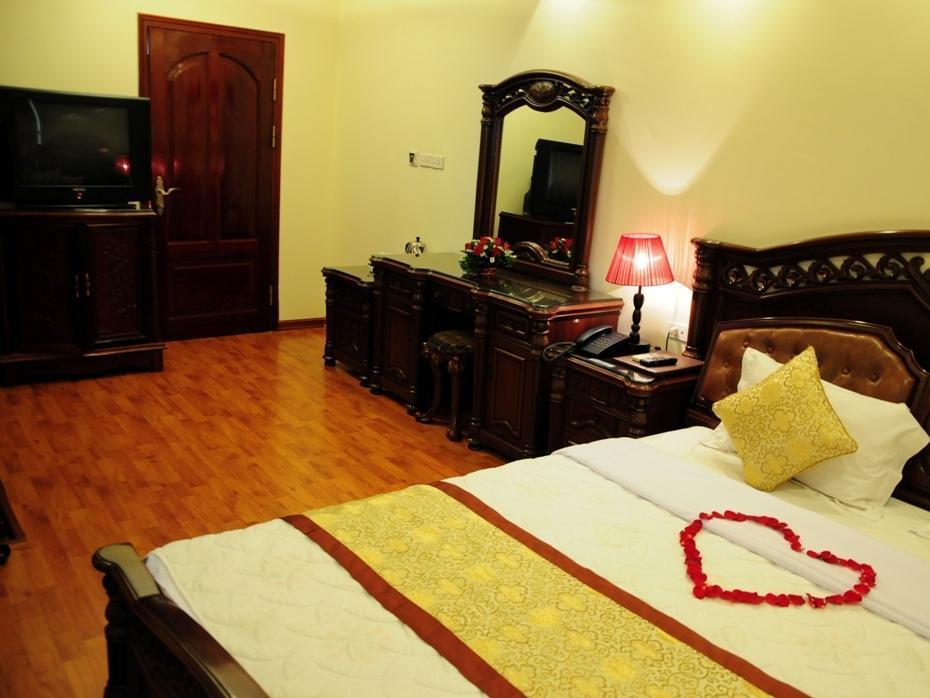 Thai Ha Hotel Hanoi Exterior photo